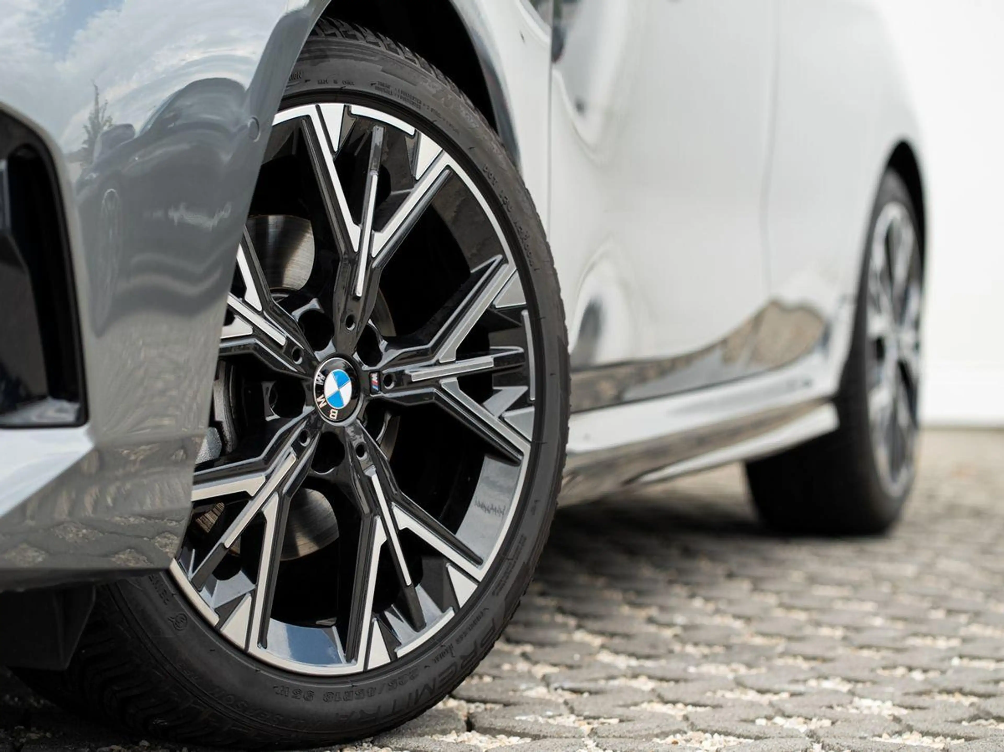 BMW 120 M-Sport AHK PANO AdLED KoZg SHZ SpieglP ParkA — photo 5