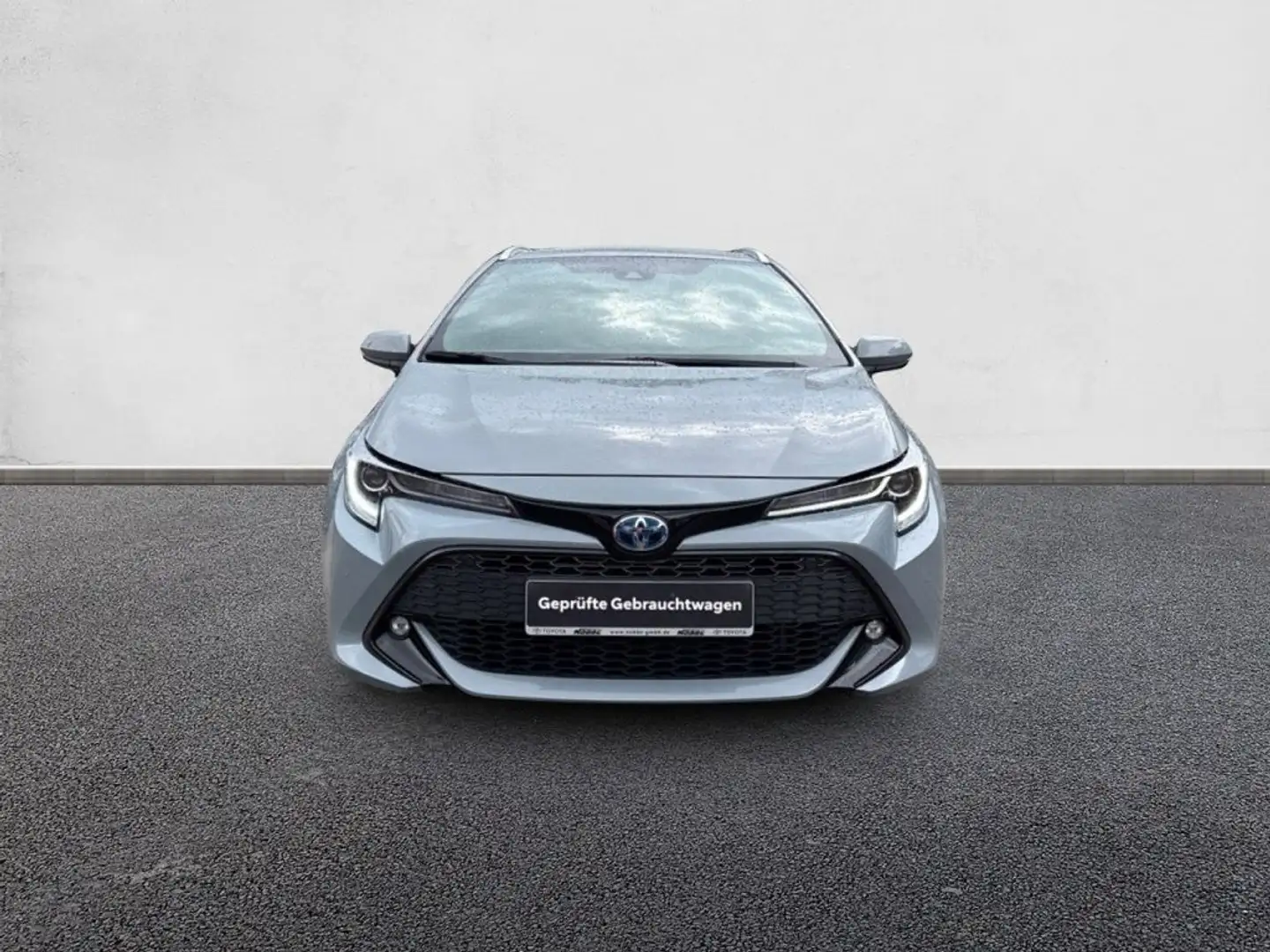 Toyota Corolla 1.8 Hybrid Touring Sports Team Deutschland Grey - 2