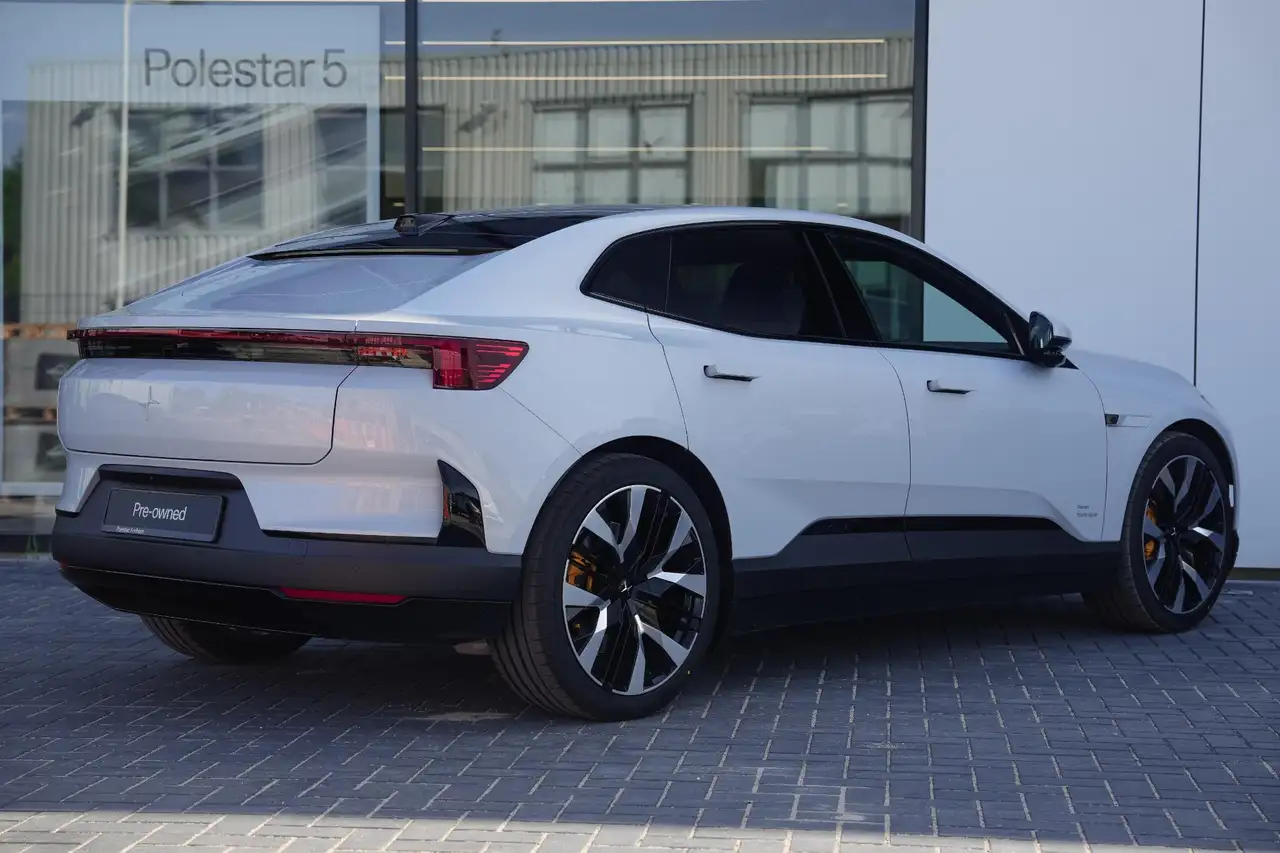 Polestar 4 2026