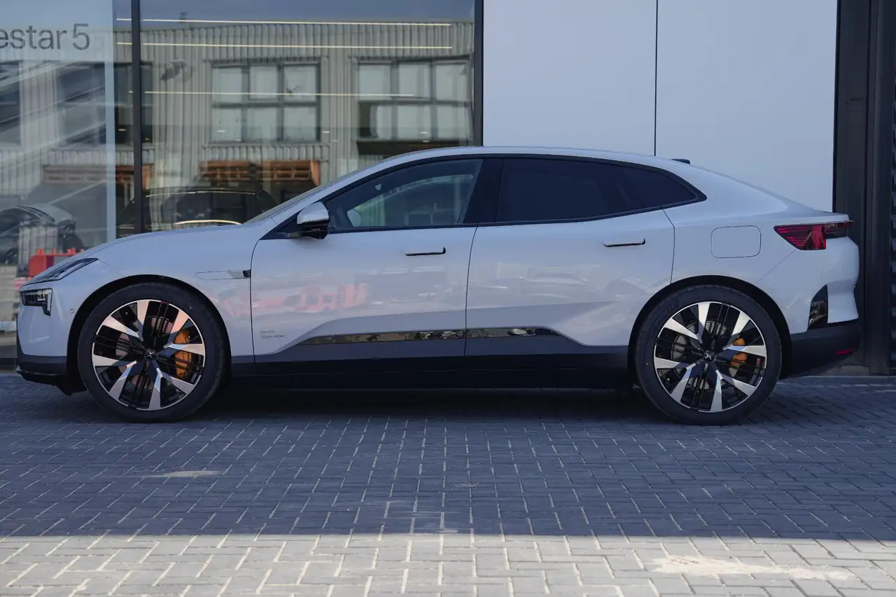 Polestar 4 2026
