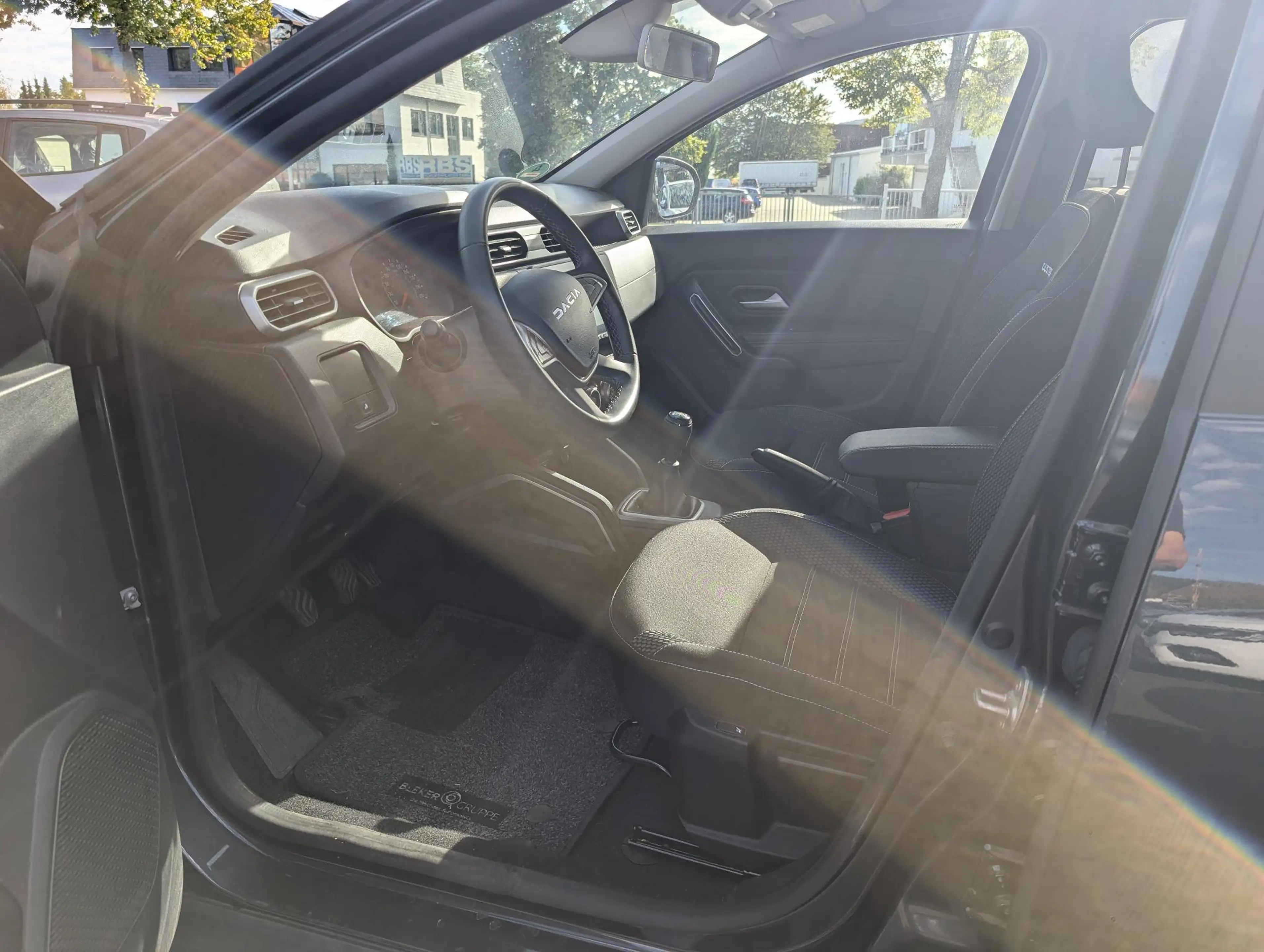 Dacia Duster 1.3TCe 130 Journey+ (42) — photo 5