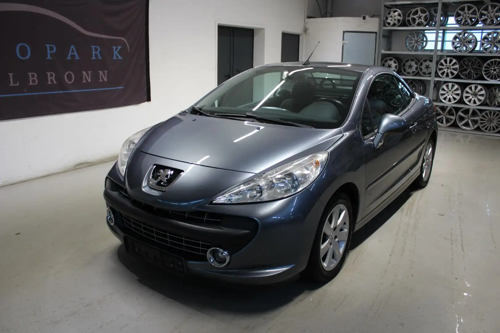 Peugeot 207 CC Cabrio-Coupe Sport*SHZ*KLIMA*ISOFIX*ASB Grijs - 1