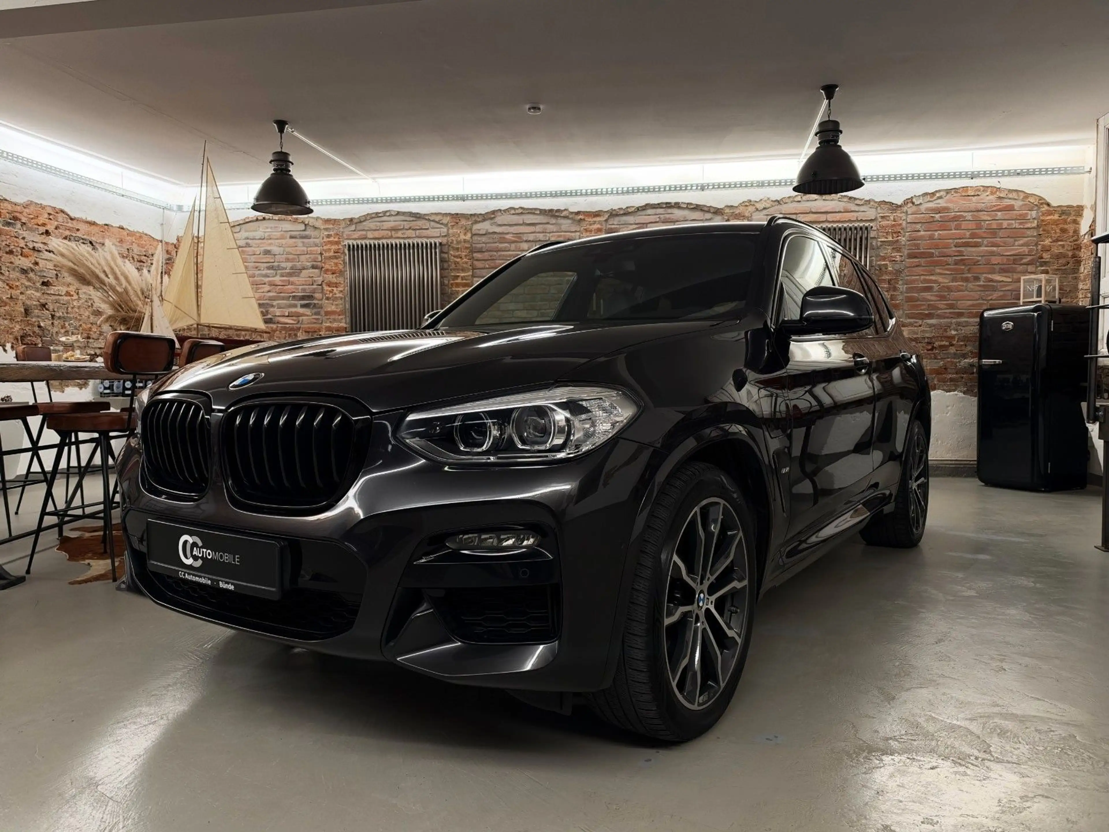 BMW X3 xDrive 30 e M Sport AHK Leder HuD HiFi HK