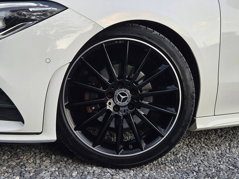 Mercedes-Benz CLA 180 Pack AMG | PANO | ECL. AMBIANT | CAMERA | KEYLESS — photo 6