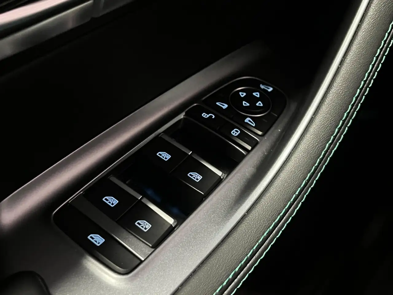 BYD Seal U 2026 — фото 18