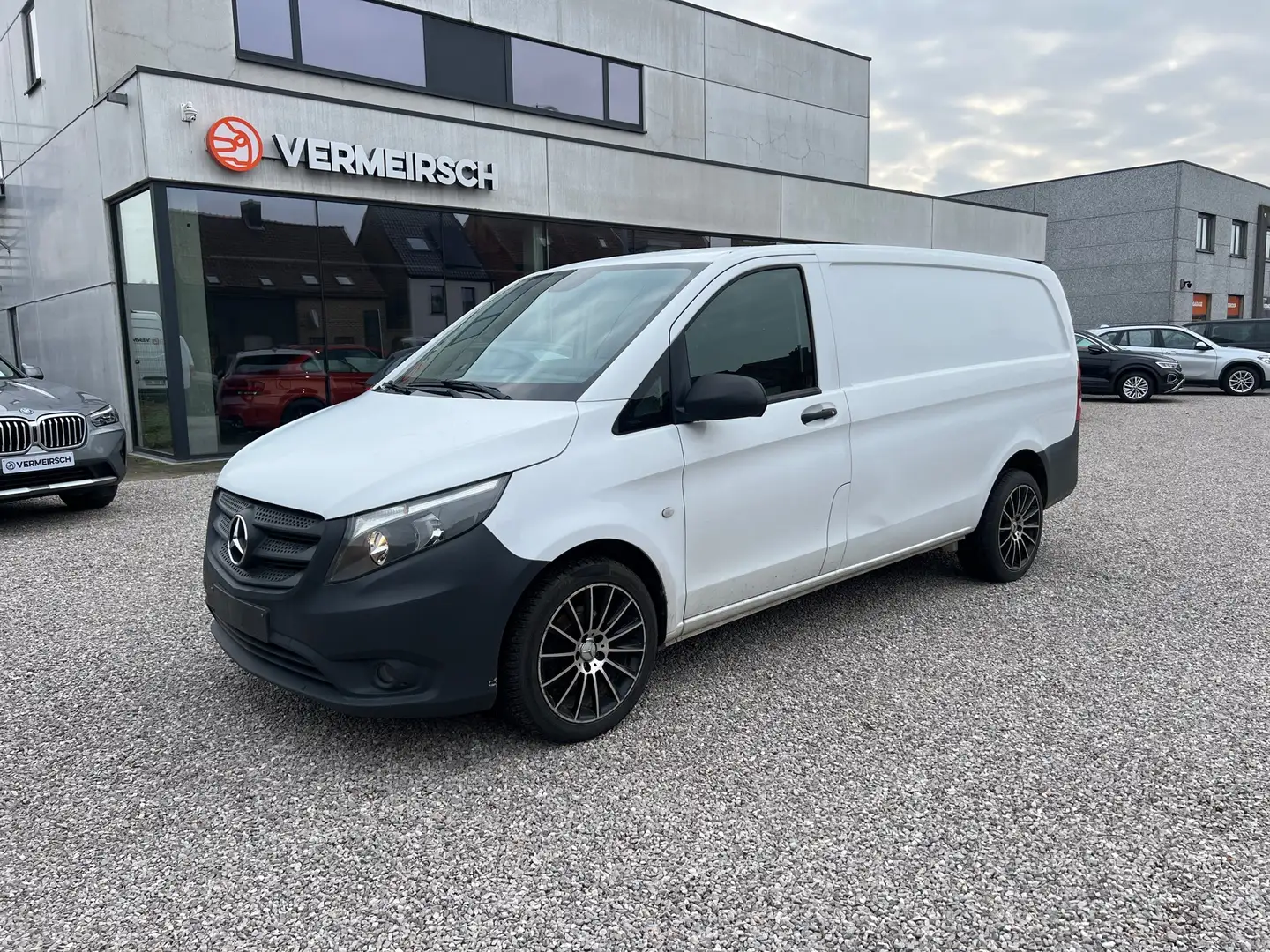 Mercedes-Benz Vito 111 CDI (BlueTEC) Kompakt Mixto (PKW) Blanco - 1