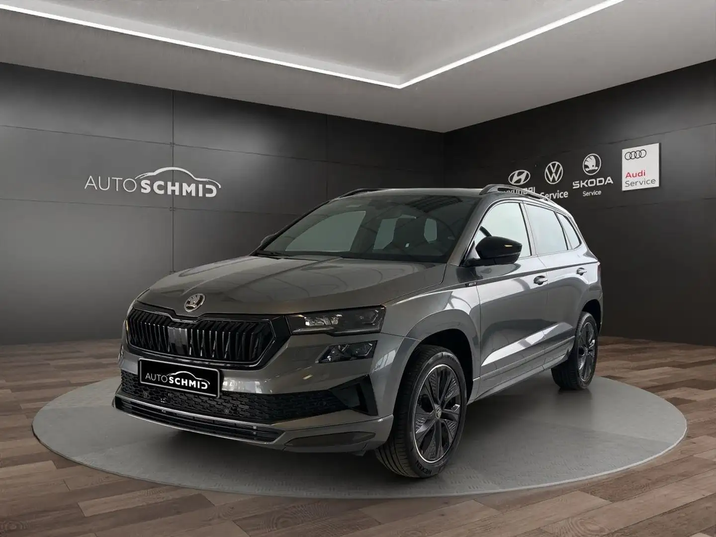 Skoda Karoq Sportline 1.5 TSI DSG RFK AHK  ACC LED Grau - 1