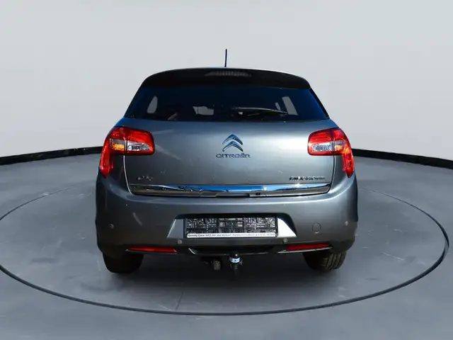 Citroen C4 view 3
