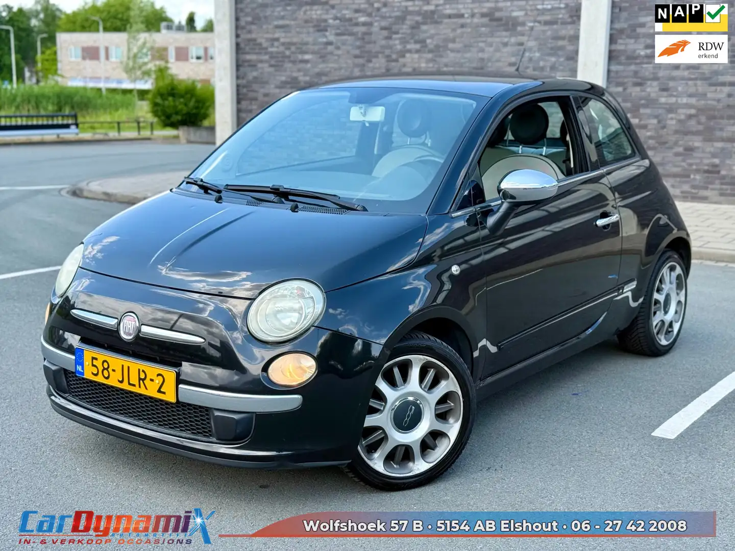 Fiat 500 1.2 Lounge // Pano // LMV // Airco // Distr. vv. / Schwarz - 1