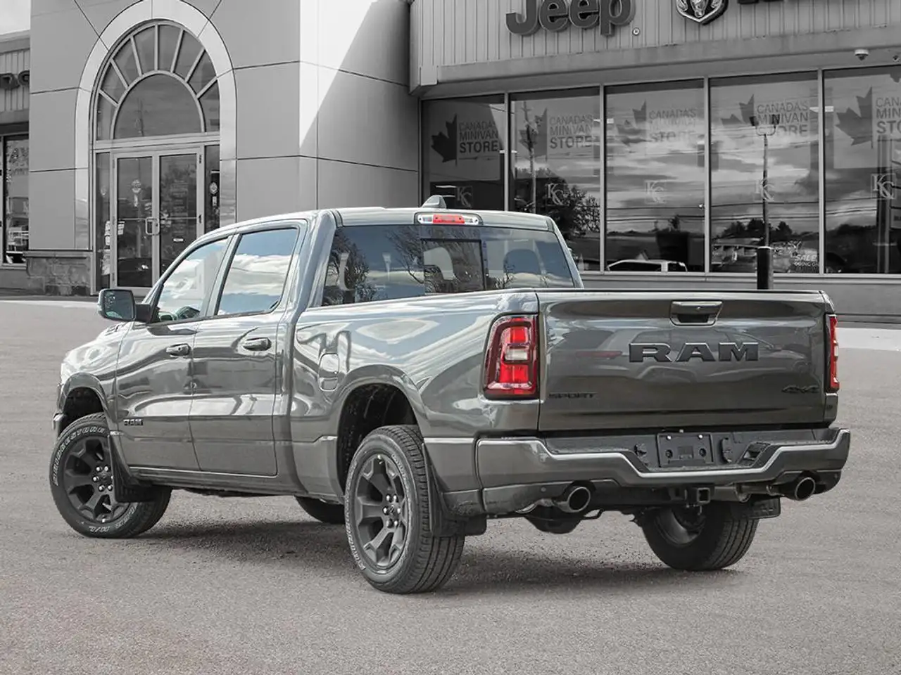 RAM 1500 снимка RAM 1500