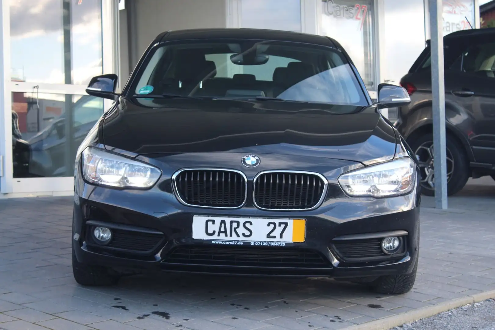 BMW 116 d ALU Klima PDC 5-trg. Tempomat EU6 Schwarz - 2