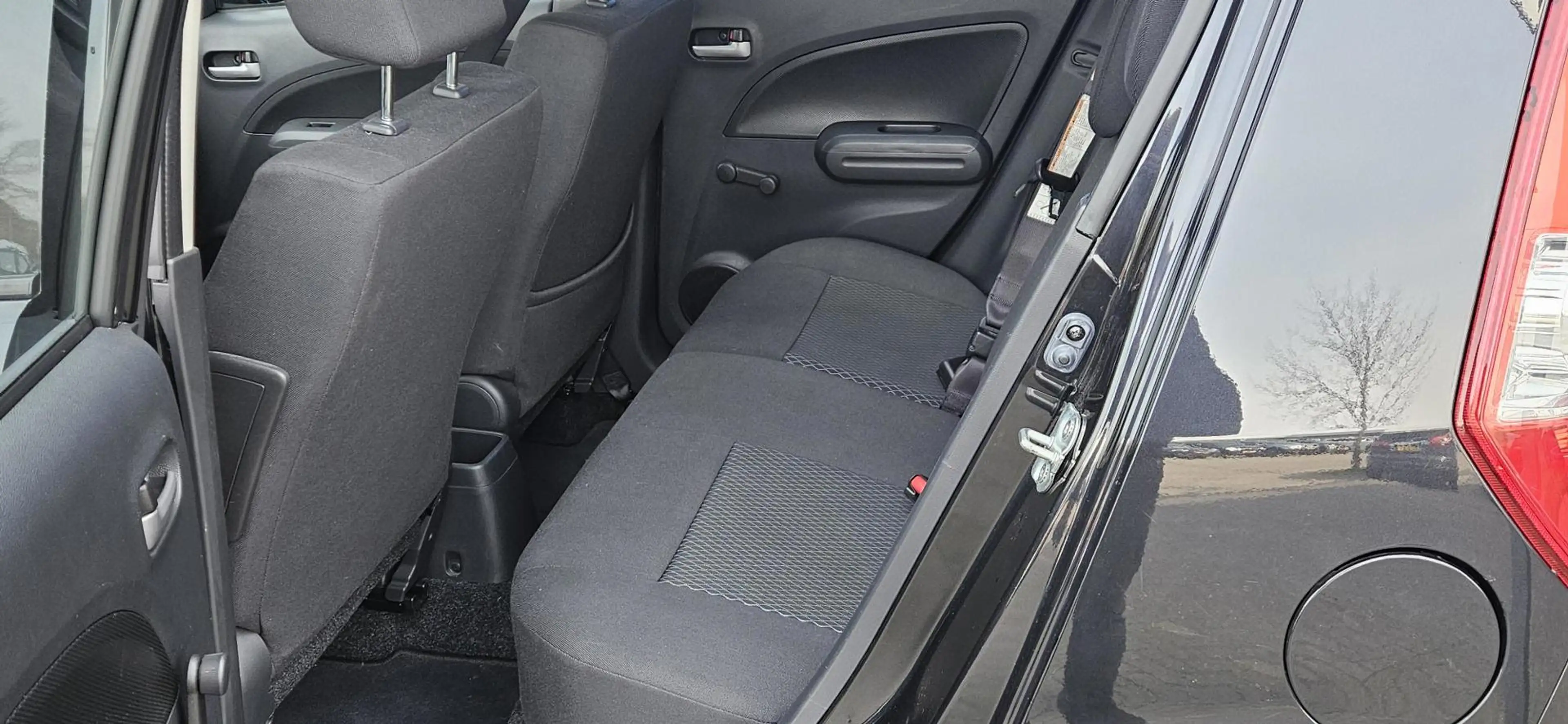 Suzuki Splash 1.2 AUTOMAAT Airco Hoge instap Electr pakket NAP! — photo 16