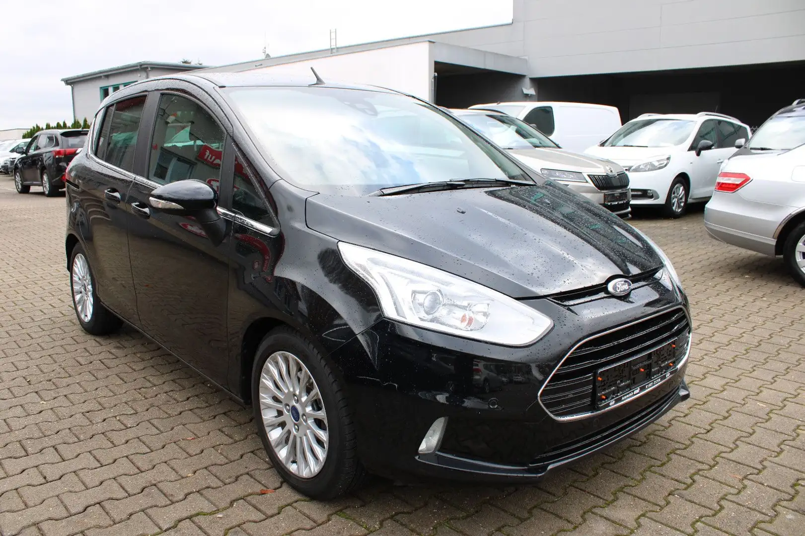Ford B-Max 1,0 EcoBoost Keyless,PDC,SHZ,LED Schwarz - 2