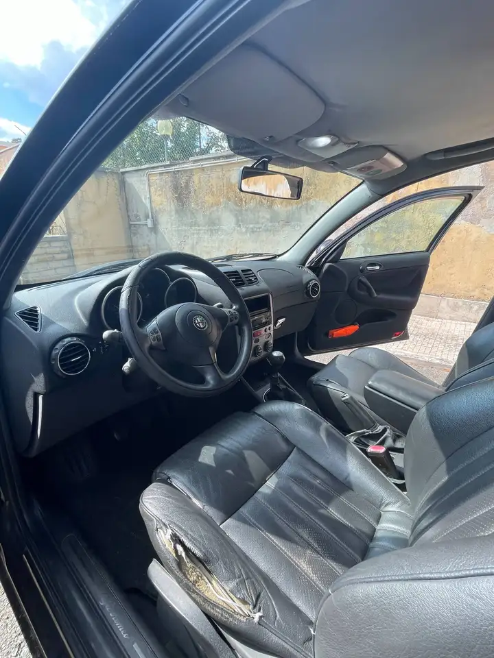 Alfa Romeo 147 I 2000 5p 1.9 jtd Distinctive 115cv, foto 7