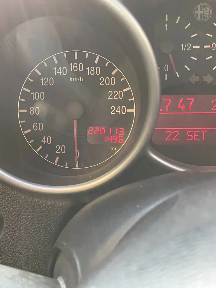 Alfa Romeo 147 I 2000 5p 1.9 jtd Distinctive 115cv, foto 10