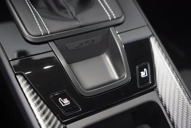 Porsche 911 view 20