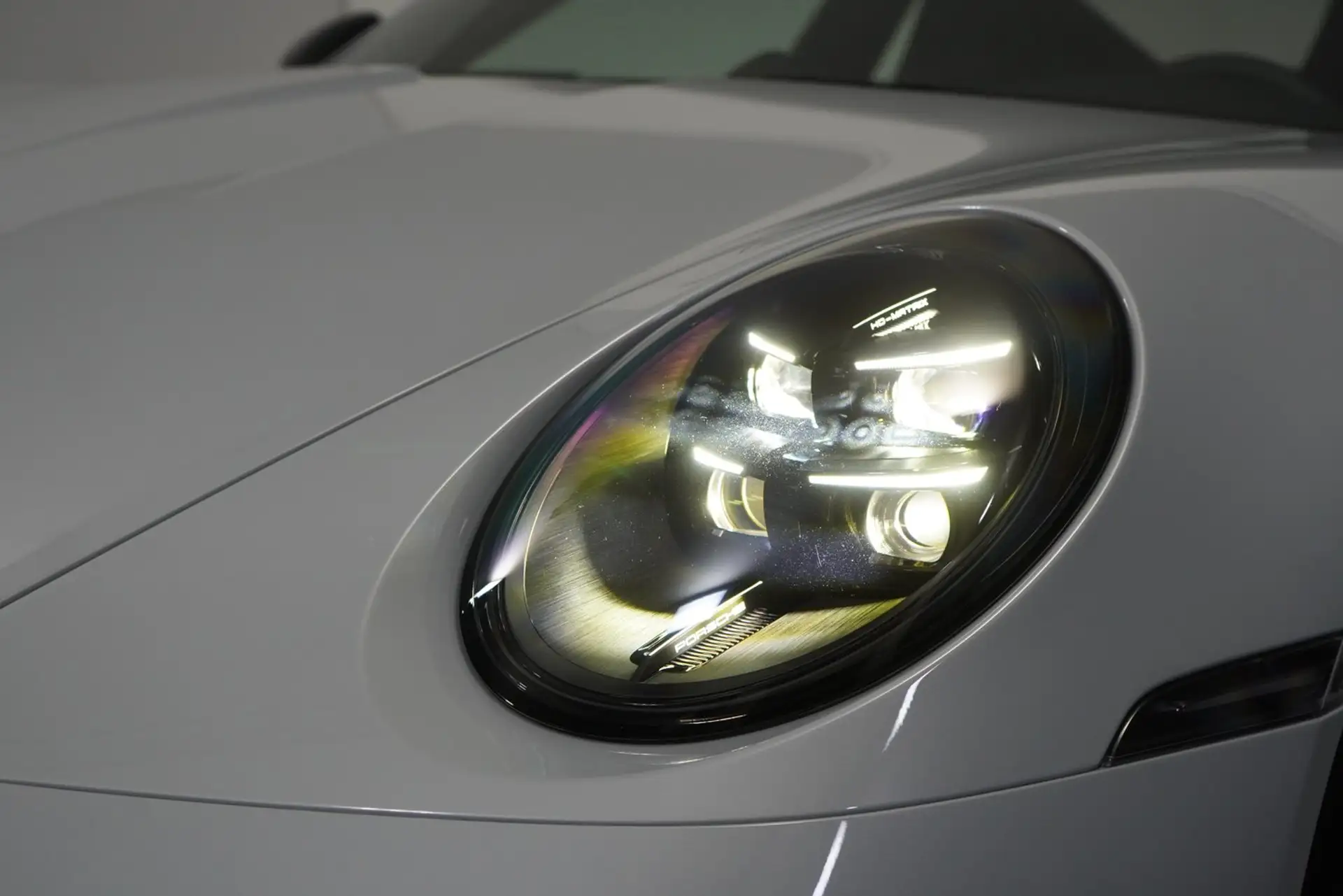 포르쉐 911 GT3 Touring 2026 화이트 사진 7