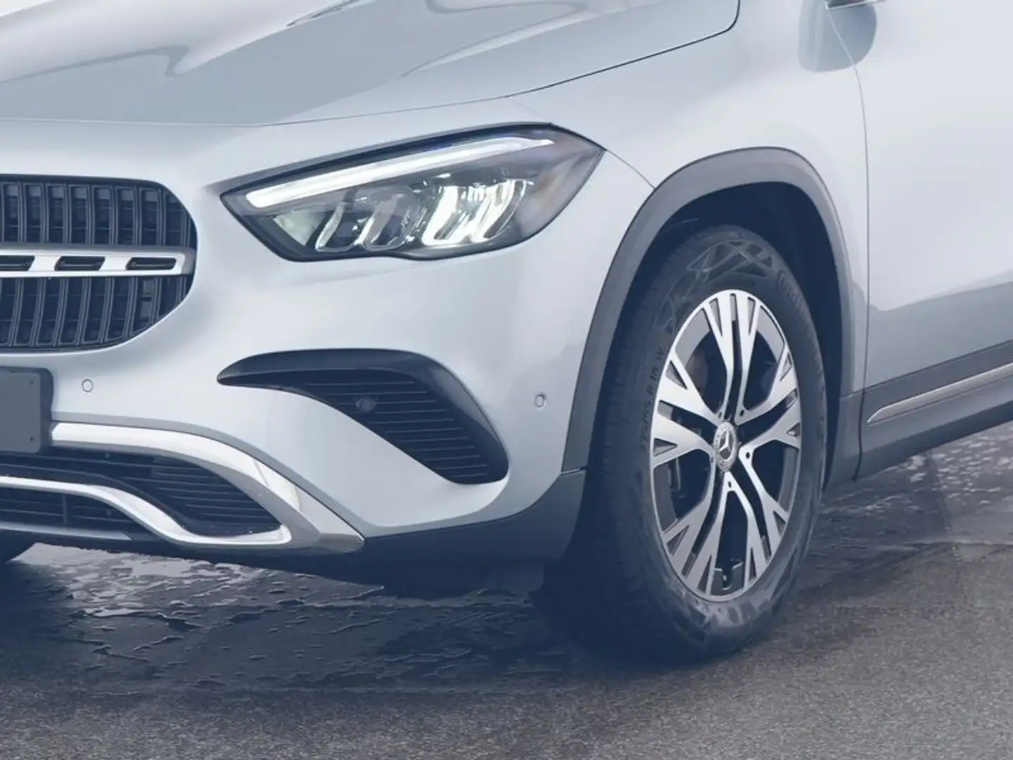 Mercedes-Benz GLA 180 Progressive Line Advanced+VolldigiDispla Argent - 2