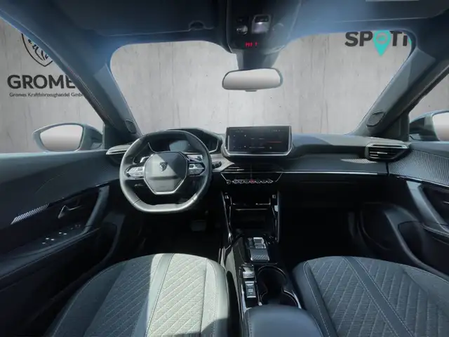 Peugeot 2008 view 12