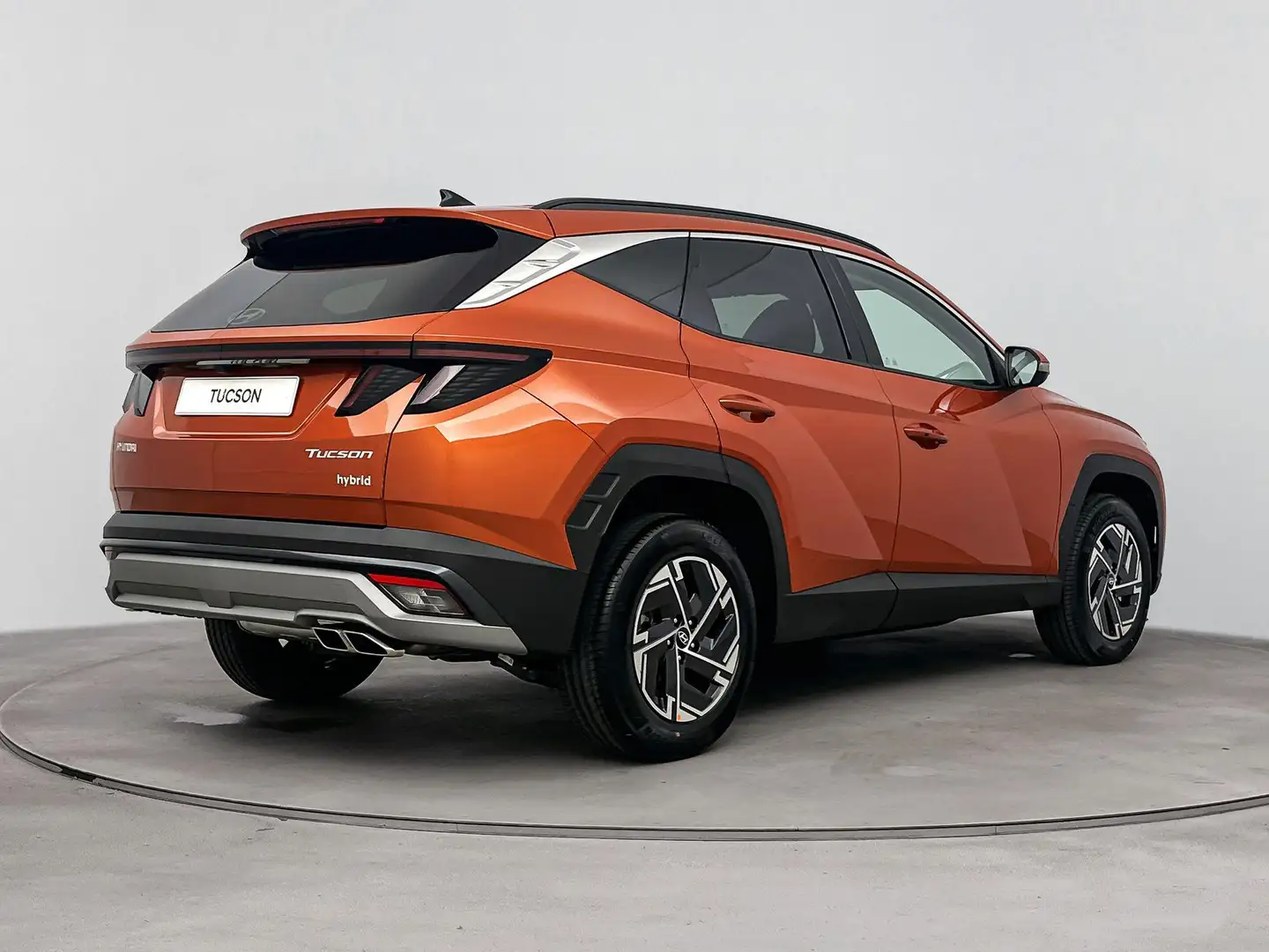 Hyundai TUCSON 1.6 T-GDI HEV Comfort Smart | Incl. €5000,- Wegrij Oranje - 2