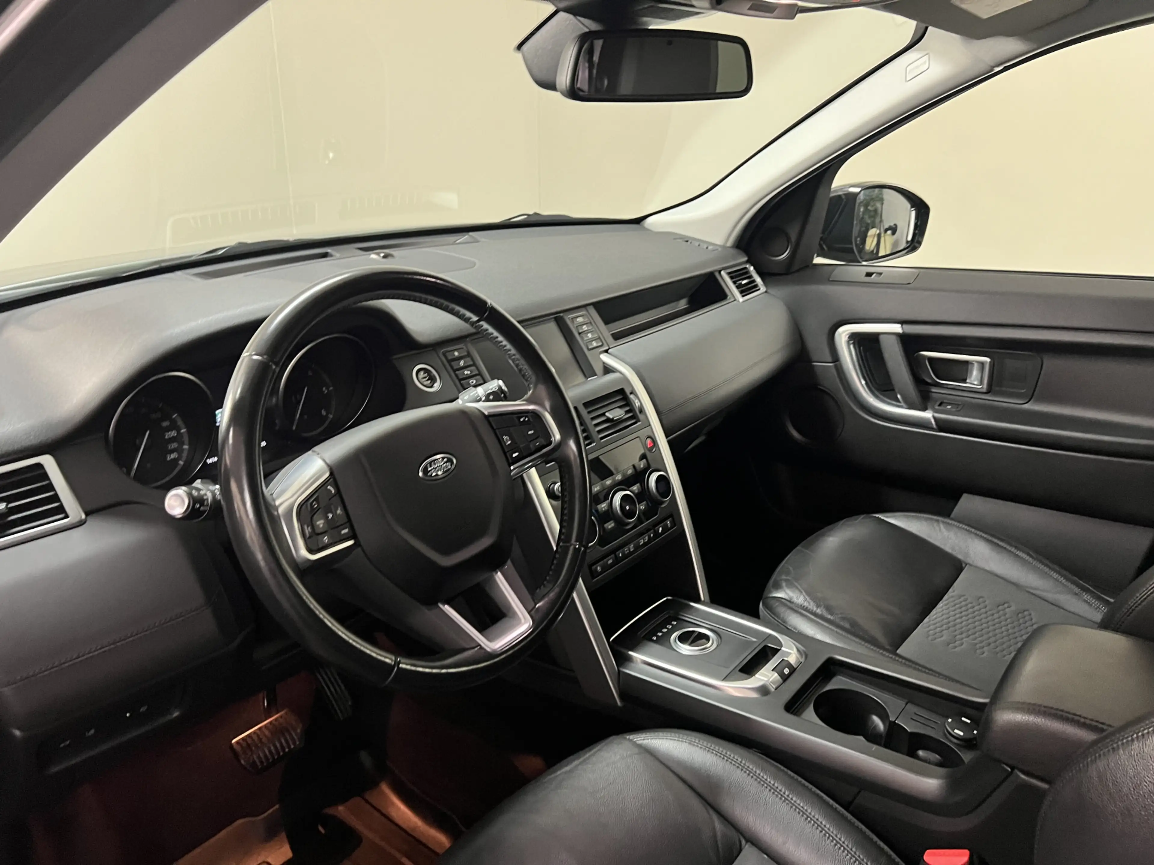 Land Rover Discovery Sport 2.0 TD4 SE Climate / Cruise / Navi / Trekhaak / Ca — photo 11