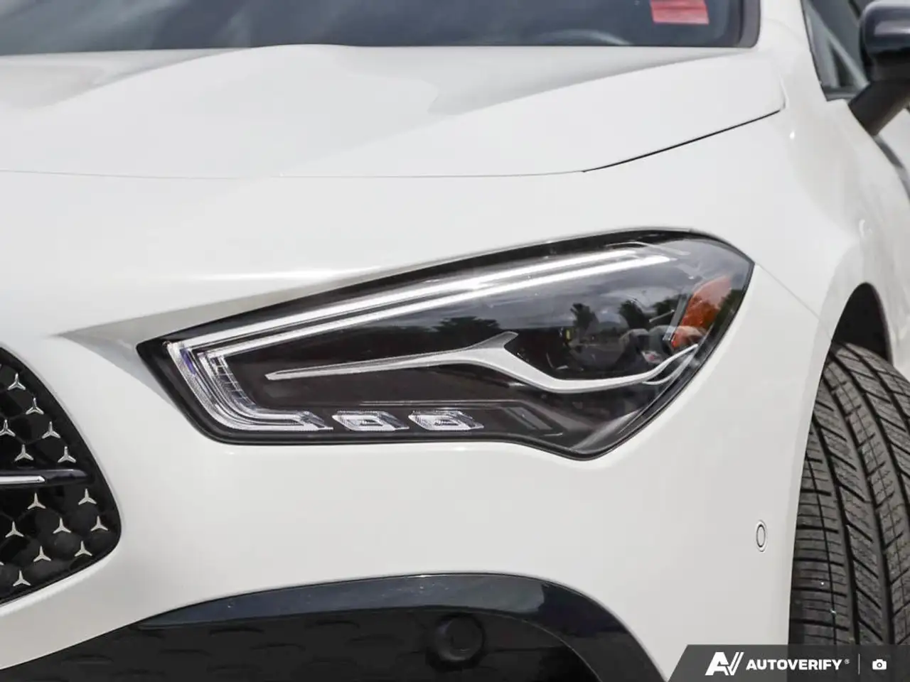 Mercedes-Benz CLA снимка Mercedes-Benz CLA