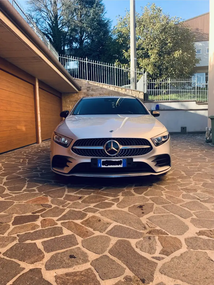 Mercedes-Benz A 200 Premium auto - 2