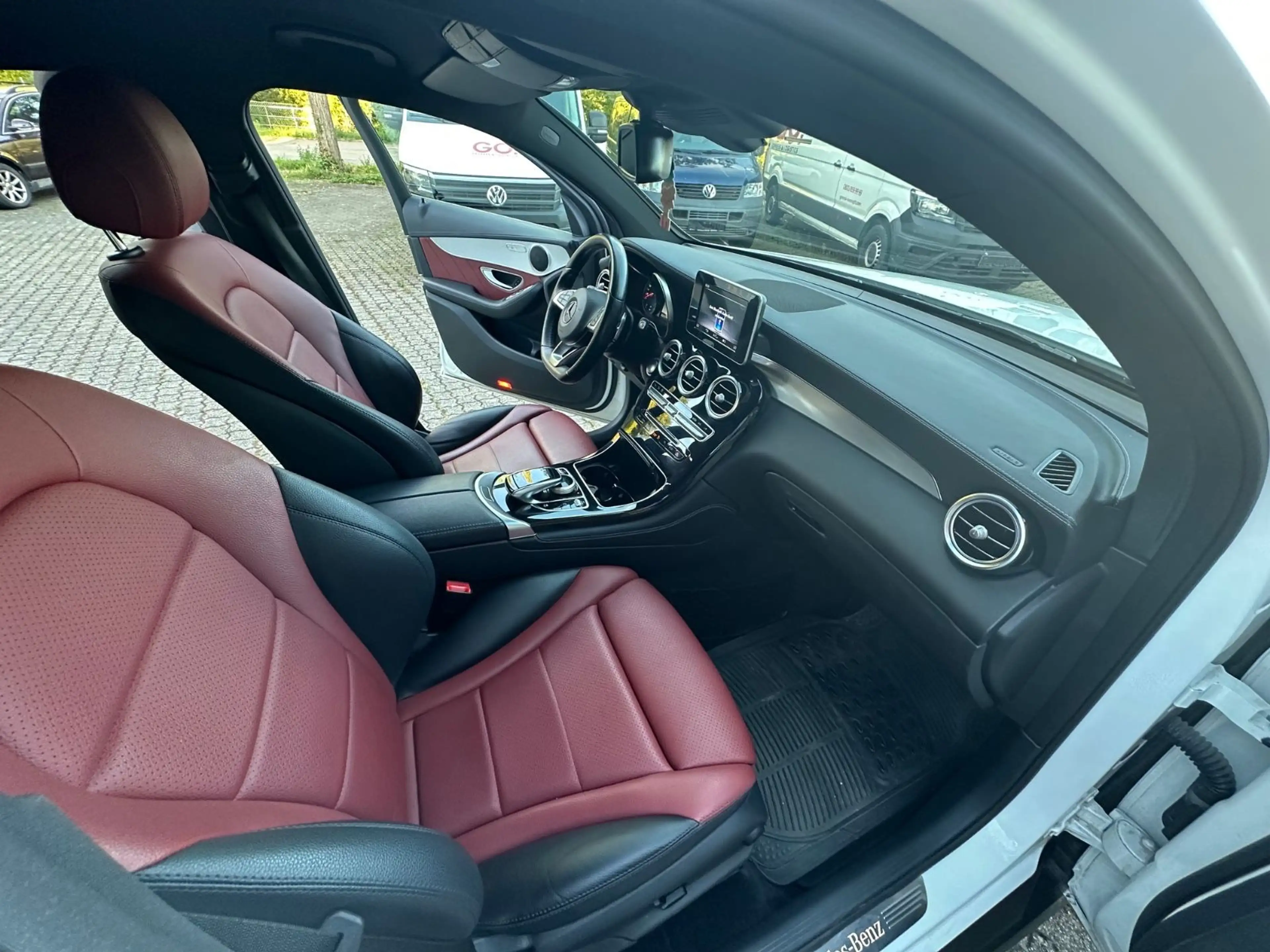 Mercedes-Benz GLC 350 d*4Matic*Coupe*AMG-Line*EU6* — photo 9