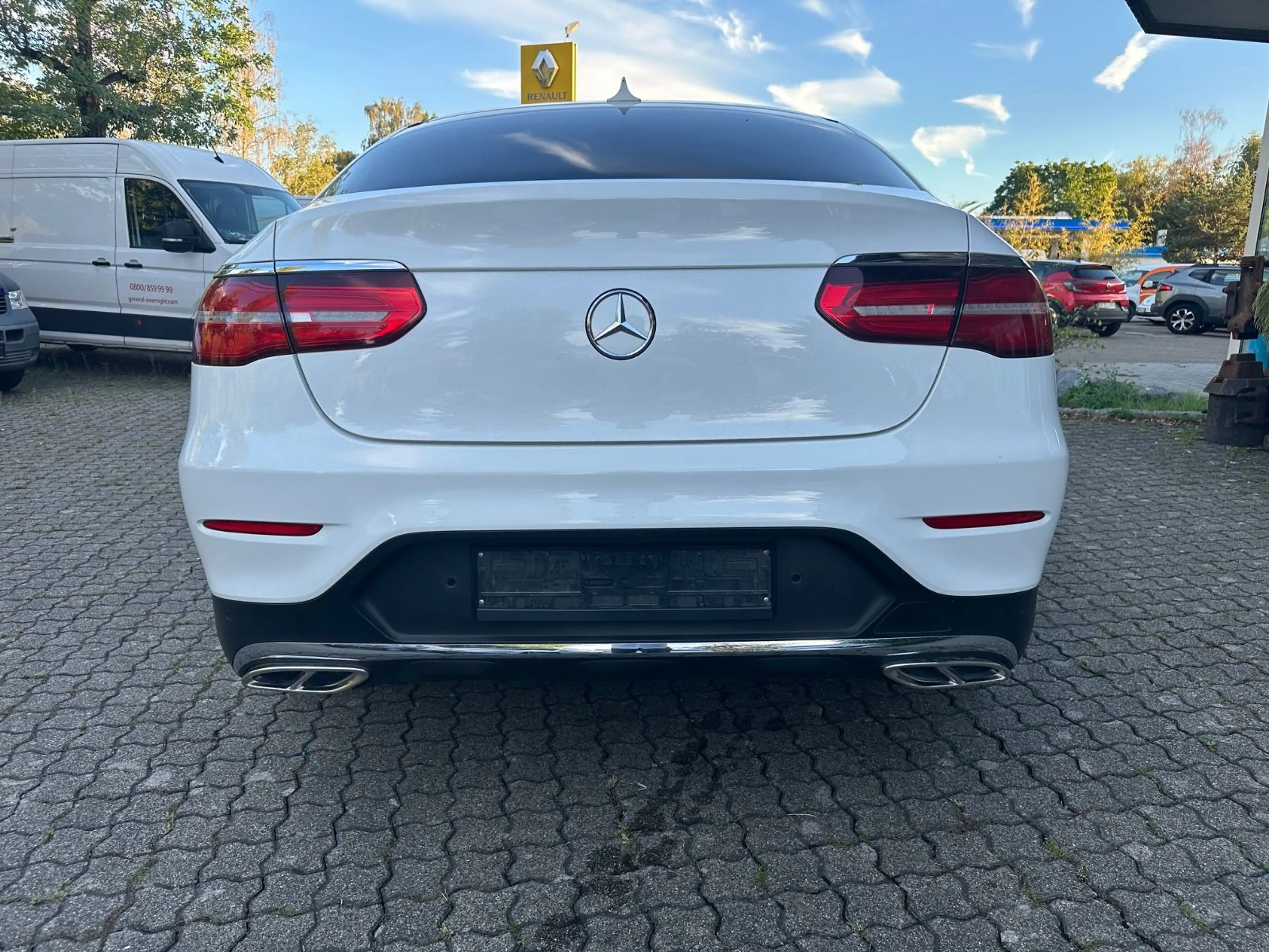 Mercedes-Benz GLC 350 d*4Matic*Coupe*AMG-Line*EU6* — photo 4