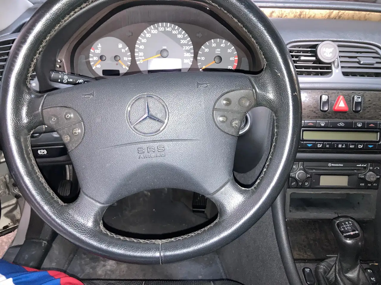 Mercedes-Benz CLK 200 CLK Coupe - C208 Coupe k Avantgarde, foto 4