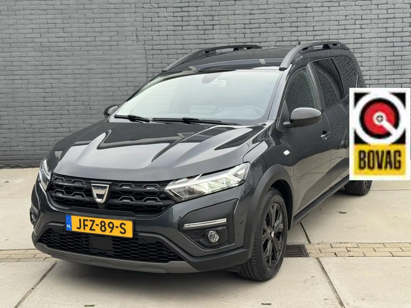 Dacia Jogger 1.0 TCe Extreme 5P PDC, A/C, NAVI, STOELVERW., BOV Grijs - 1