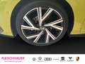 Volkswagen Golf VIII R-Line 1.5 eTSI MATRIX+PANO+AHK+NAVI+RFK+CARP Gelb - thumbnail 6