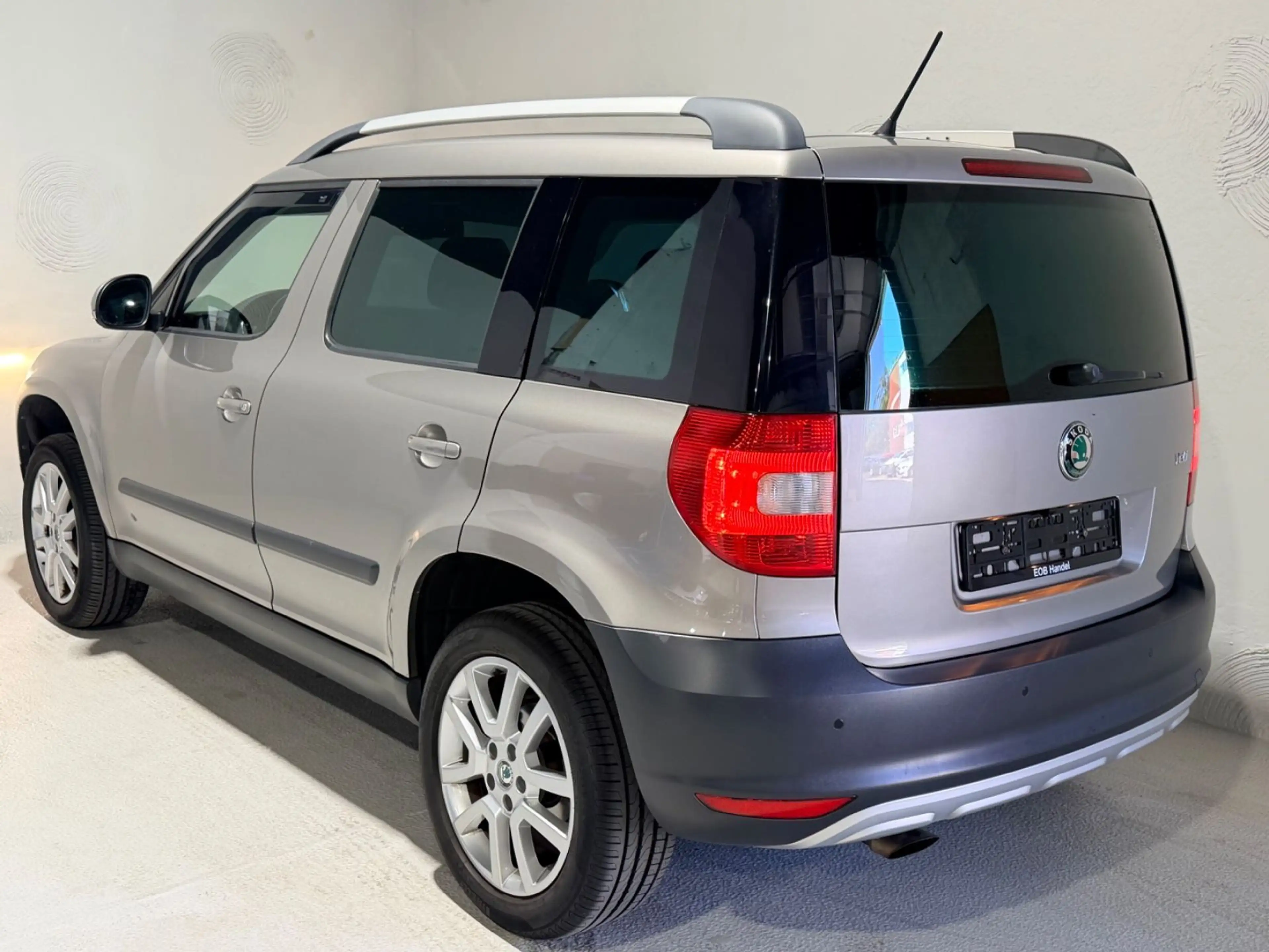 Skoda Yeti Ambition Plus Edition*Tempo*Kamera*Klimaatm — photo 8
