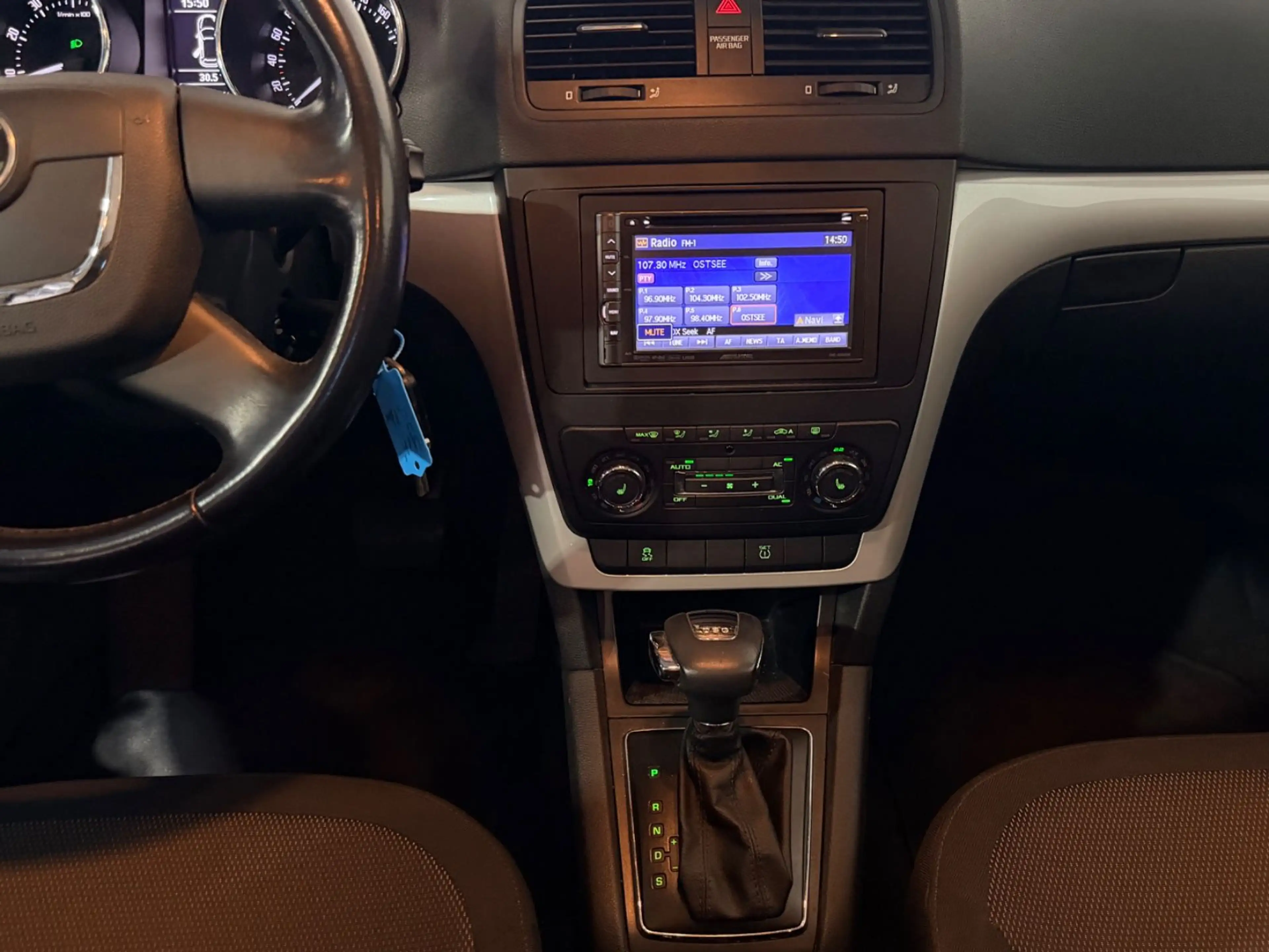 Skoda Yeti Ambition Plus Edition*Tempo*Kamera*Klimaatm — photo 14