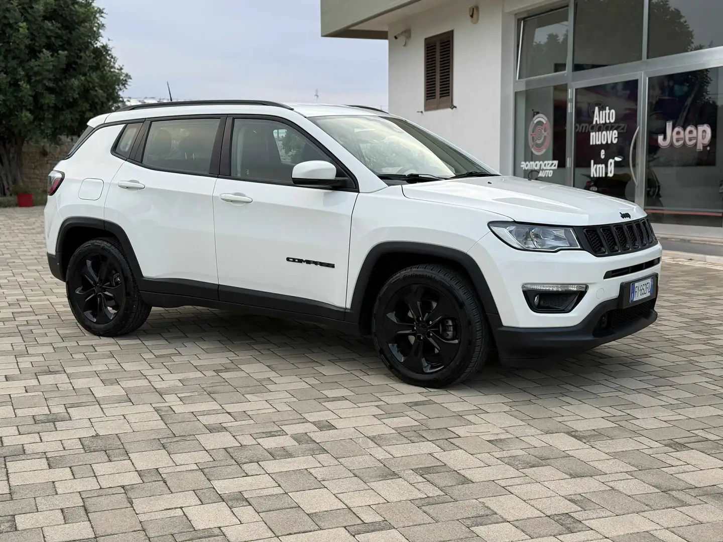 Jeep Compass Compass II 2017 1.6 mjt Night Eagle 2wd 120cv my19 Blanc - 1