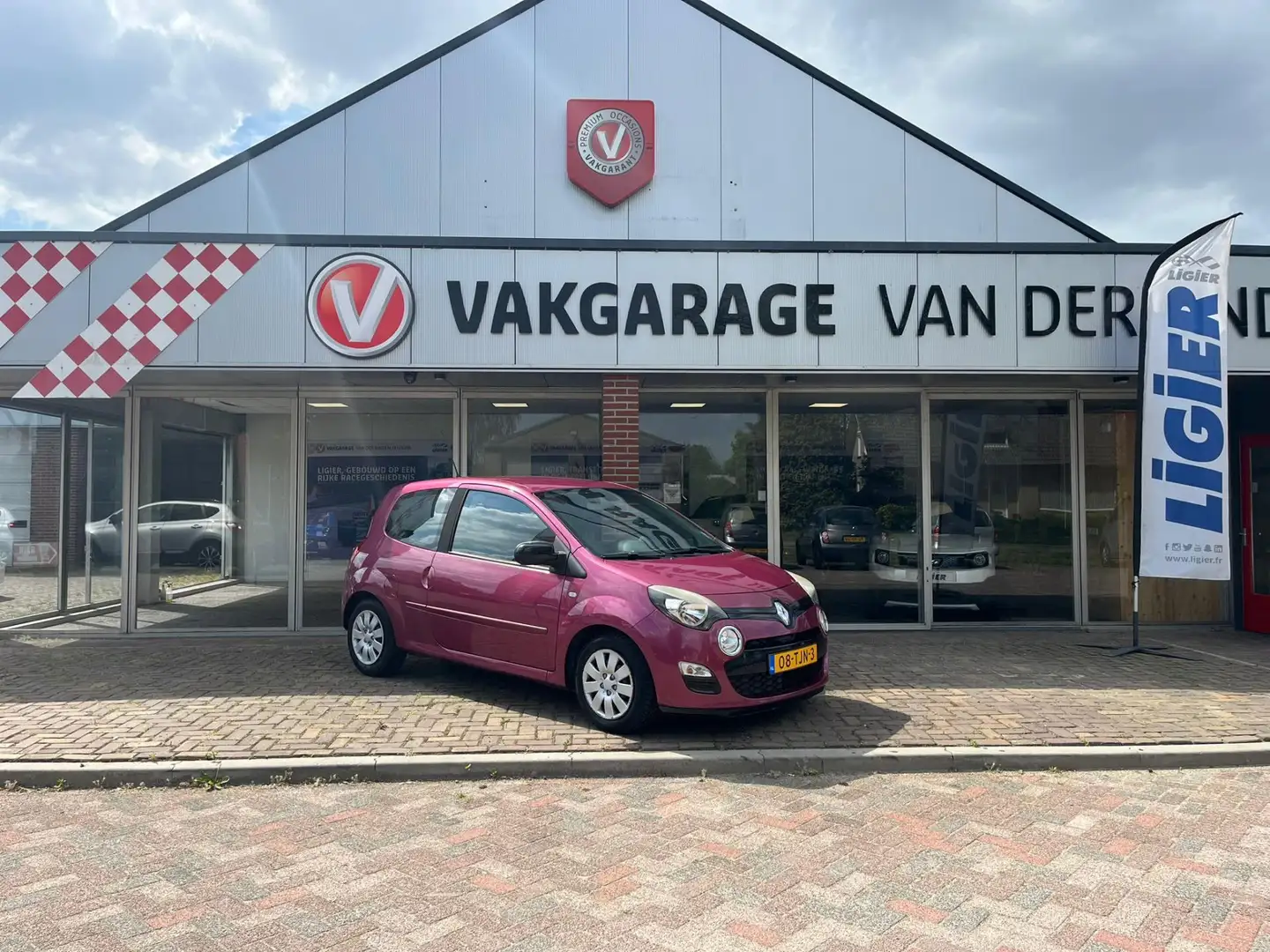 Renault Twingo 1.2 16V Dynamique prijs is inclusief nieuwe distri Mauve - 2
