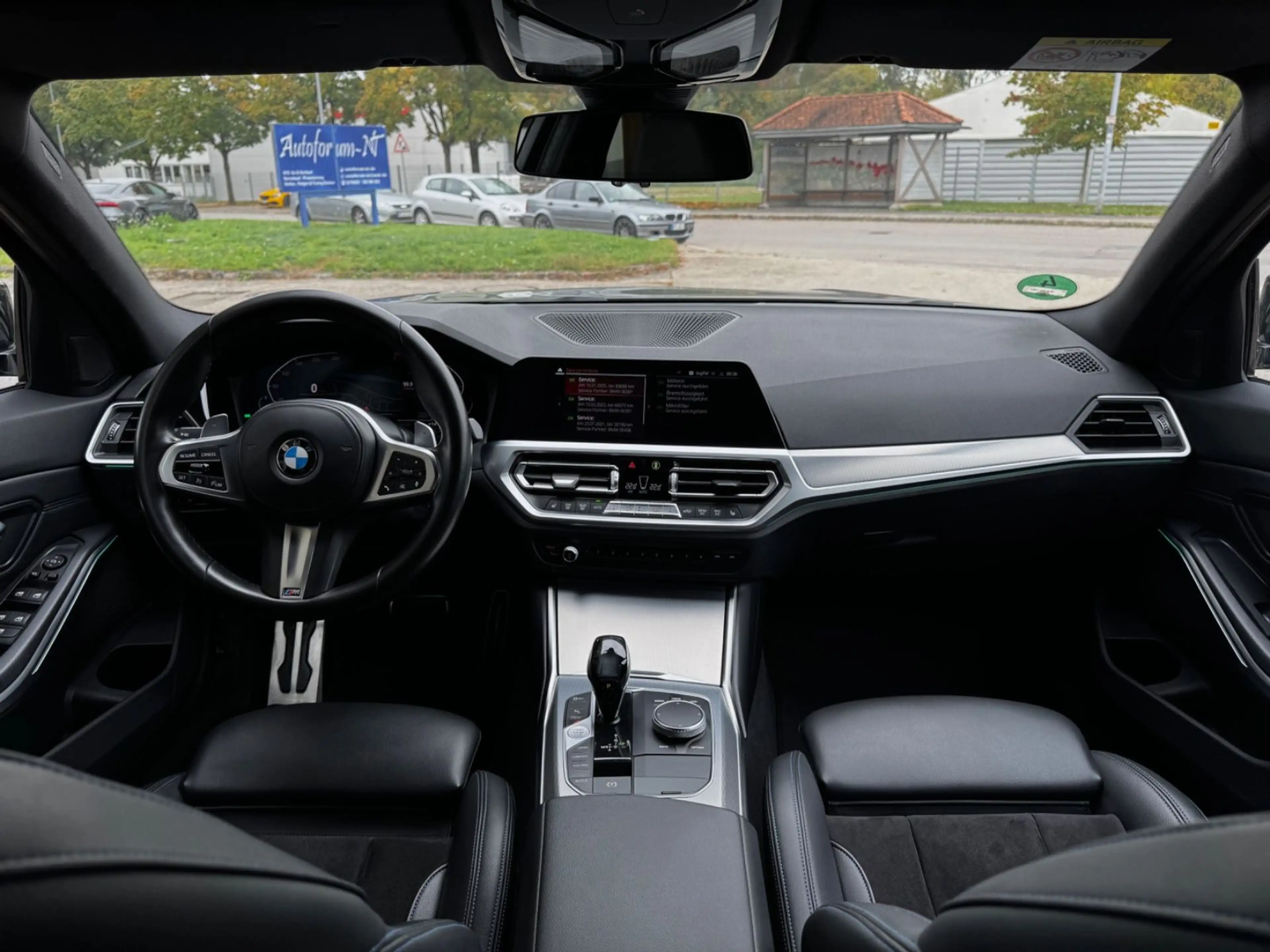 BMW 330 i Limo M-SPORT/DEUTSCHES FAHRZEUG/KEYLESS — photo 13