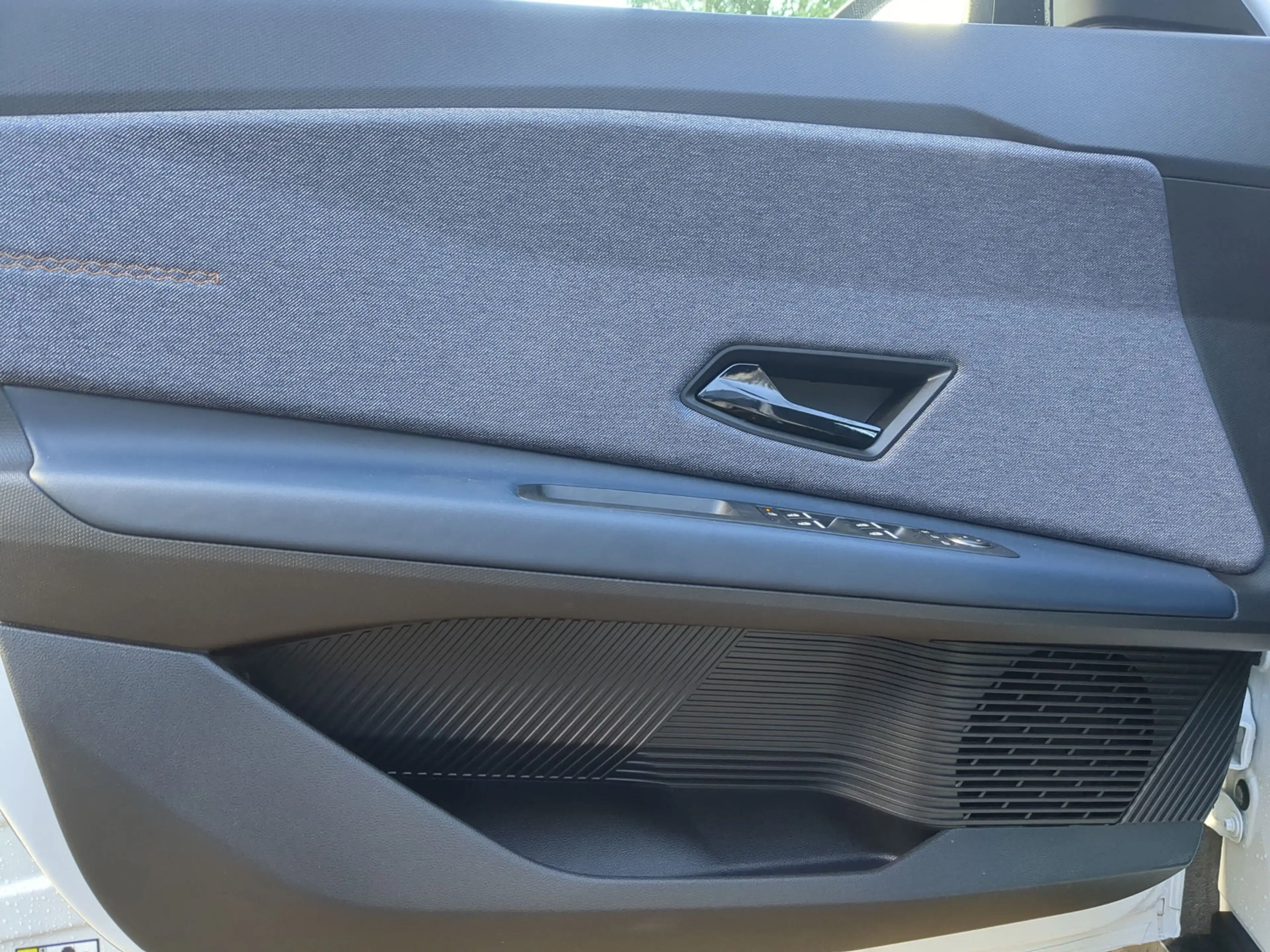 Renault R 4 E-Tech 150 Comfort Range Techno SHZ+Navi+LKHZ — photo 13