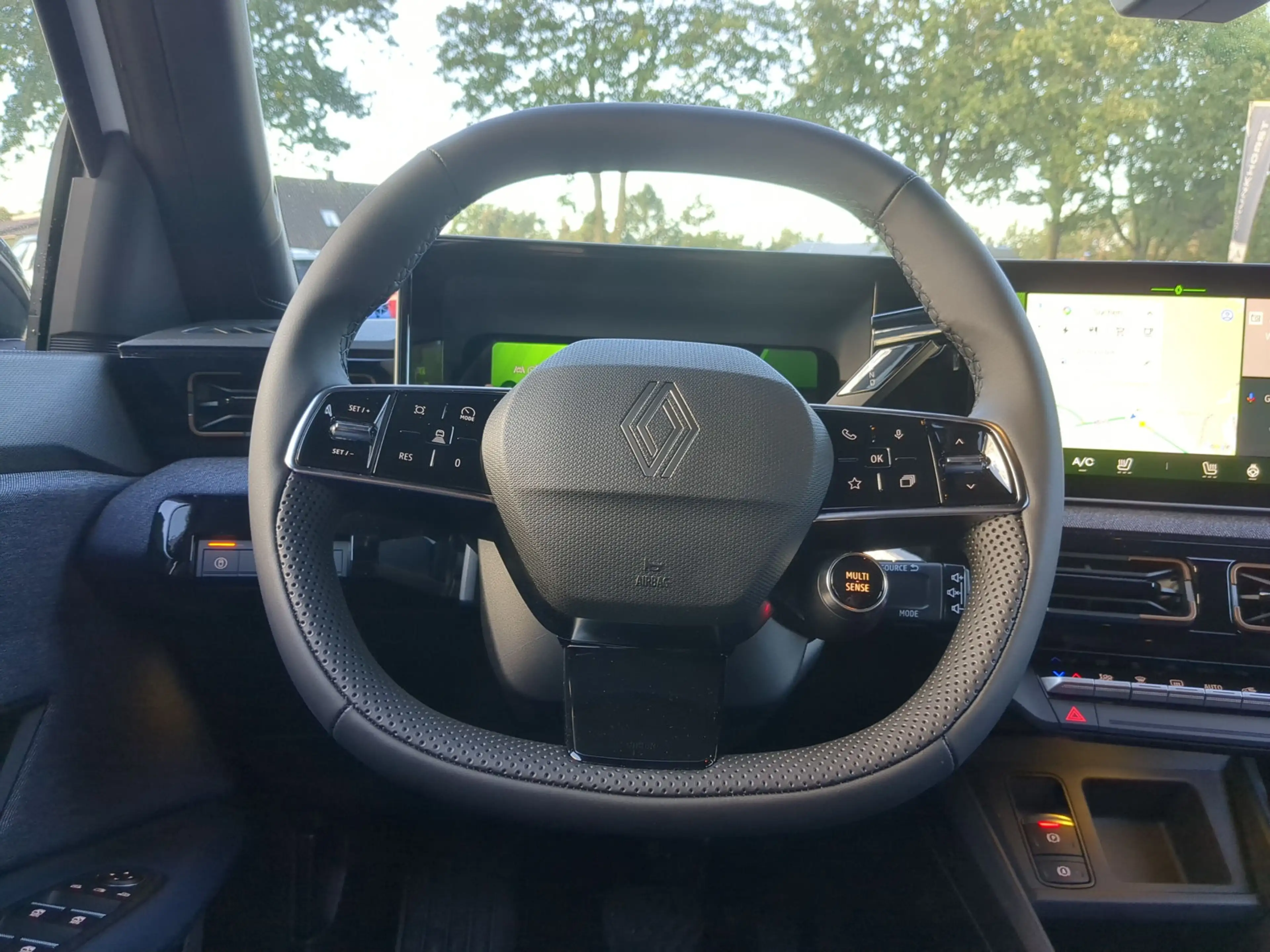 Renault R 4 E-Tech 150 Comfort Range Techno SHZ+Navi+LKHZ — photo 7