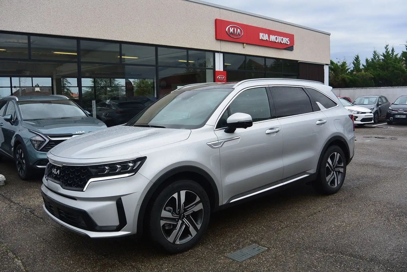 Kia Sorento 1.6 T-GDI 230CH HEV PREMIUM BVA6 4X2 5 PLACES Gris - 2