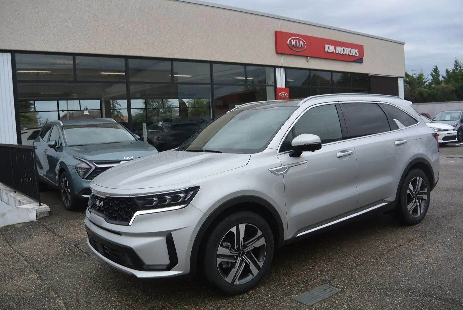 Kia Sorento 1.6 T-GDI 230CH HEV PREMIUM BVA6 4X2 5 PLACES Grigio - 1