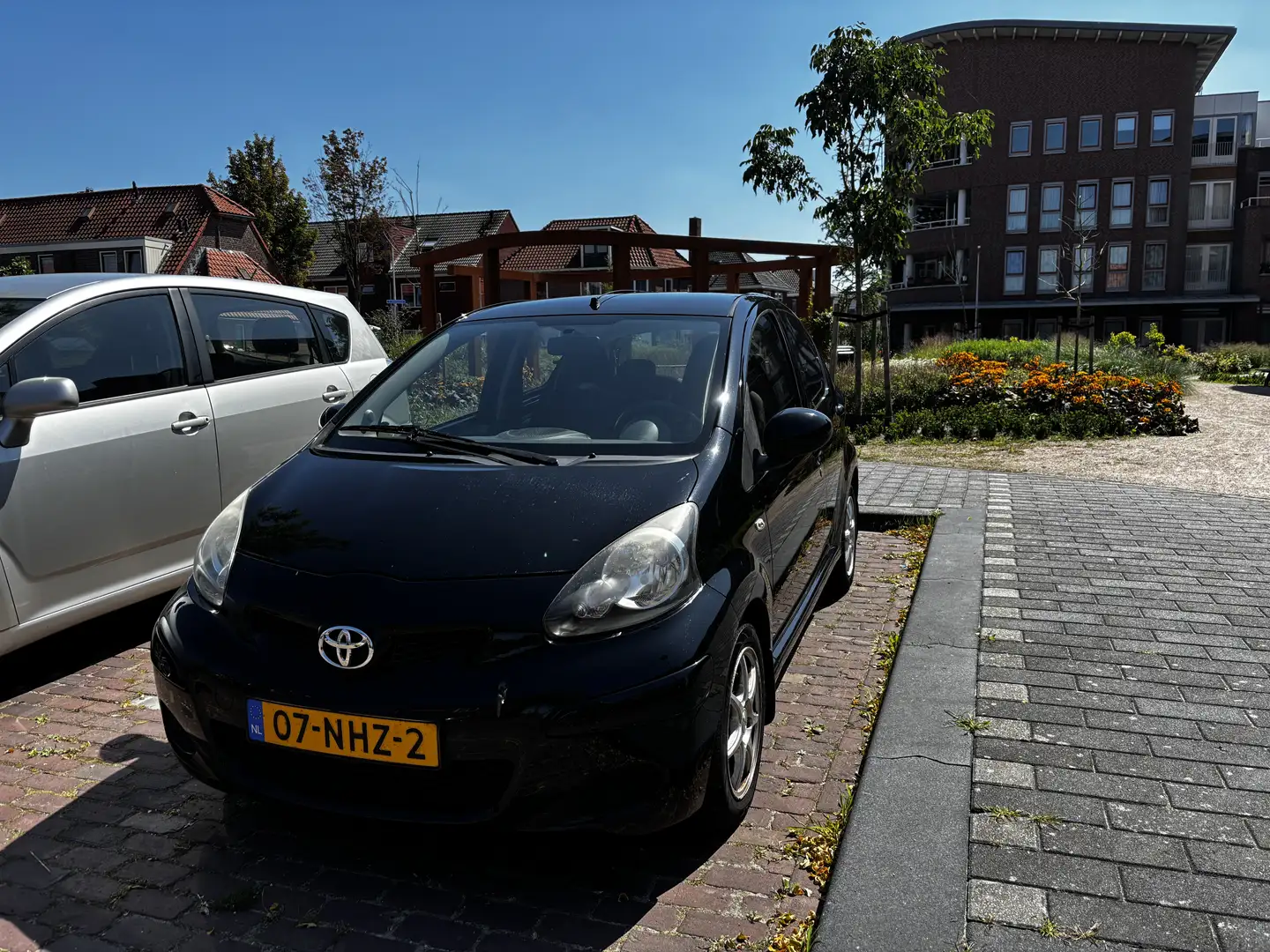 Toyota Aygo 1.0-12V Comfort Siyah - 2