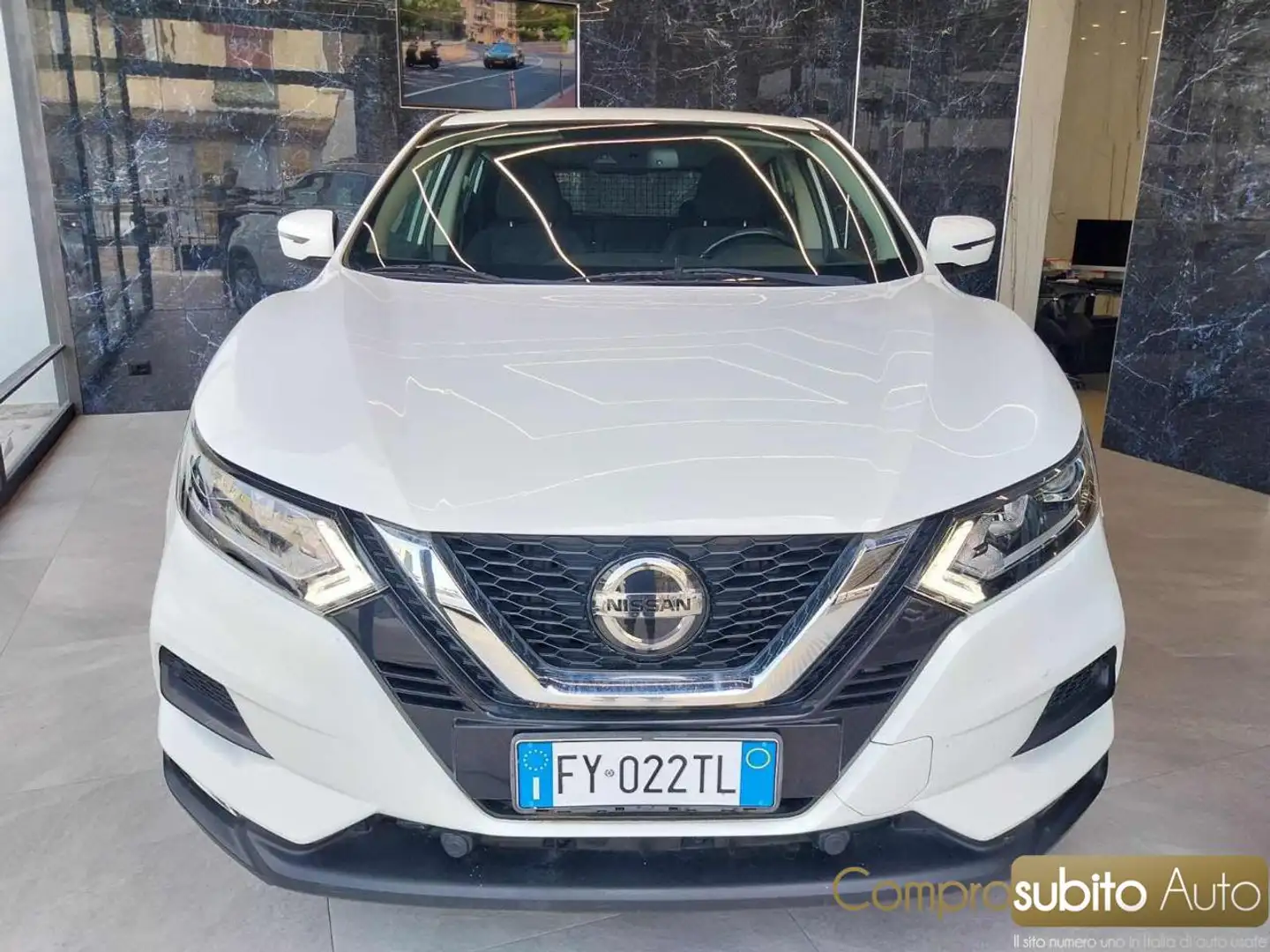 Nissan Qashqai 1.5 dCi 115 CV DCT N-Connecta Bianco - 1
