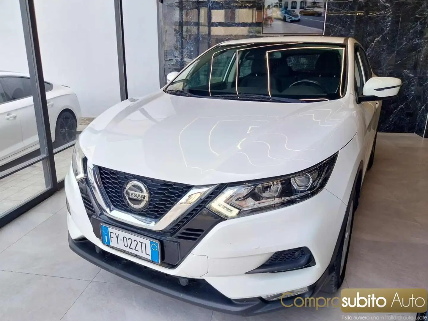 Nissan Qashqai 1.5 dCi 115 CV DCT N-Connecta Bianco - 2