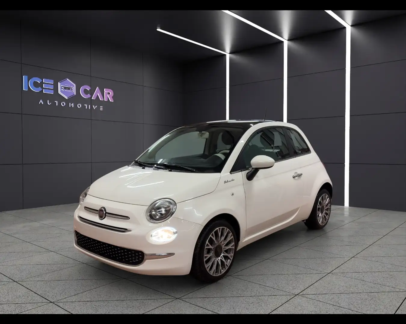 Fiat 500 1.0 Hybrid Dolcevita Weiß - 1