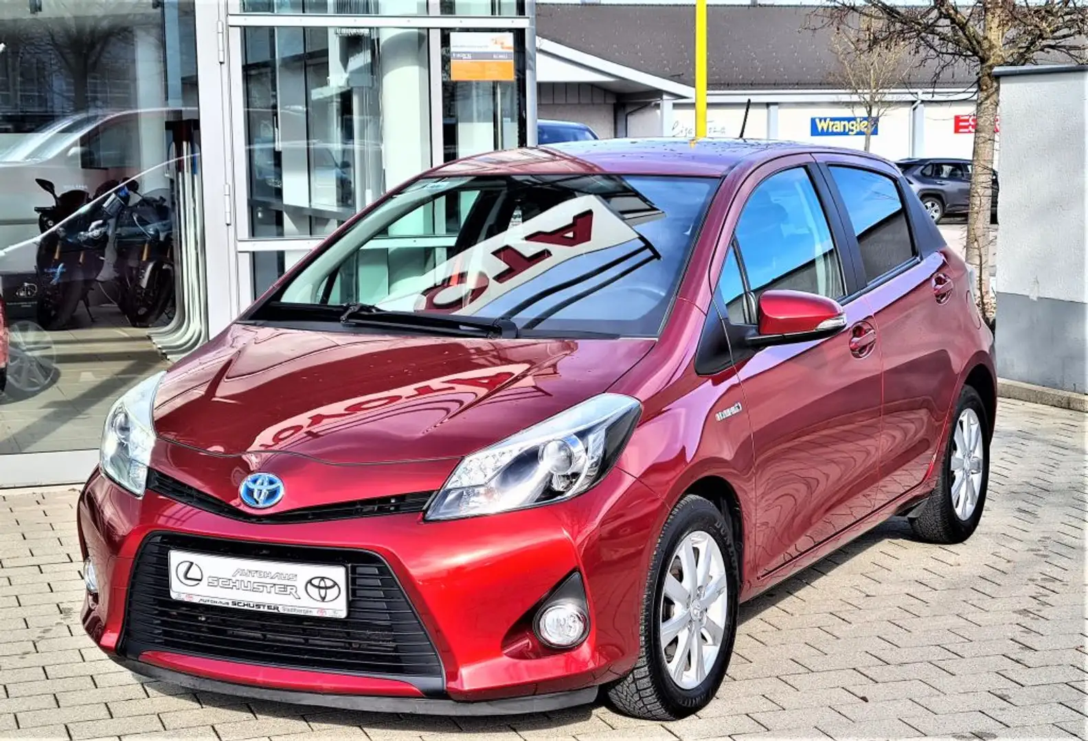 Toyota Yaris Hybrid 1.5 VVT-i Edition 2014 Rot - 1