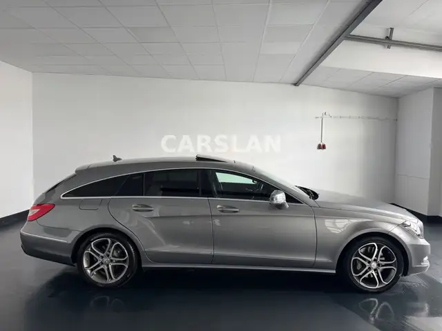 Mercedes-Benz CLS view 8