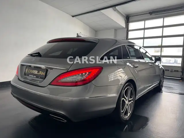 Mercedes-Benz CLS view 15