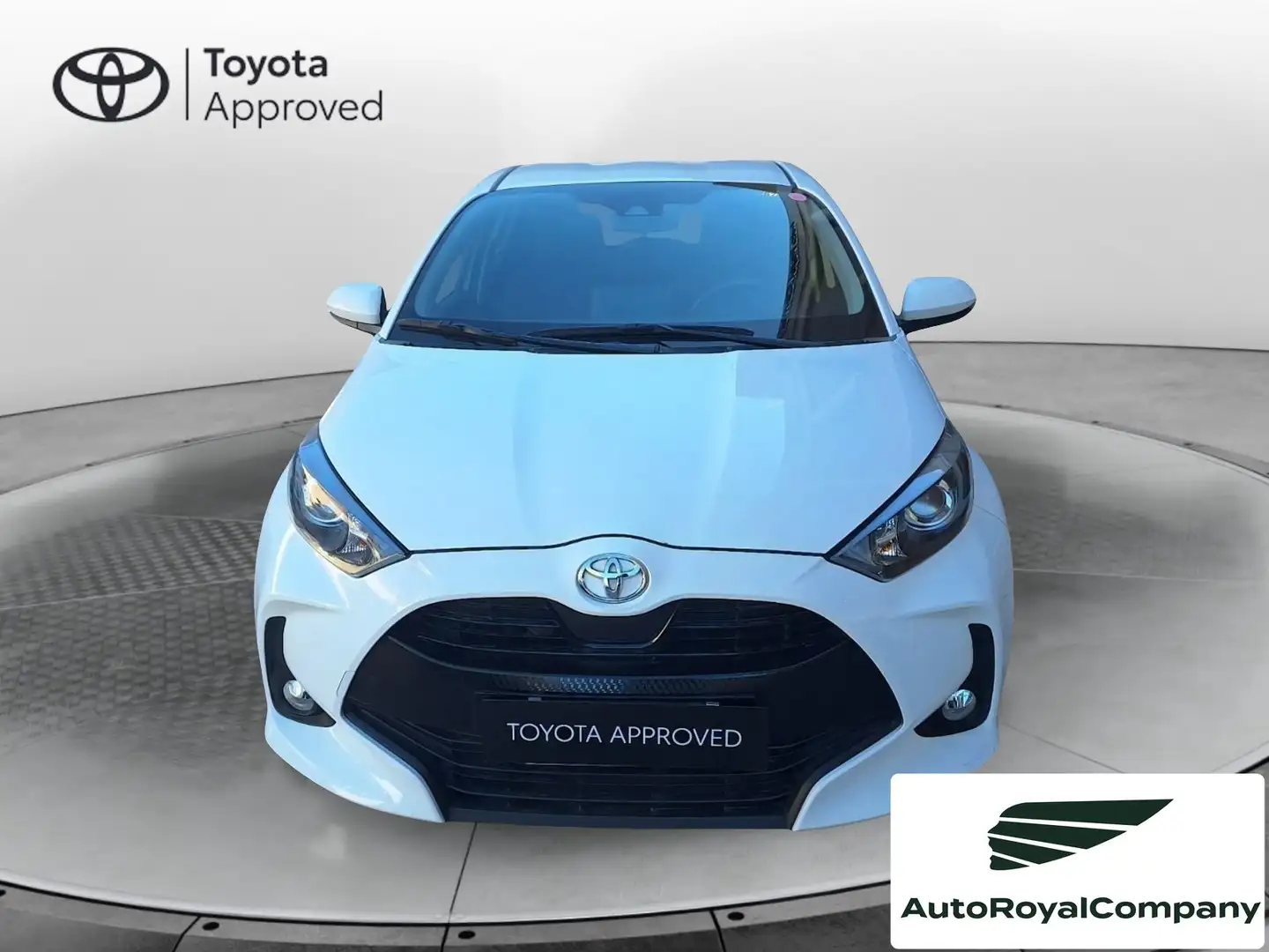 Toyota Yaris Yaris 1.0 5 porte Active Weiß - 2