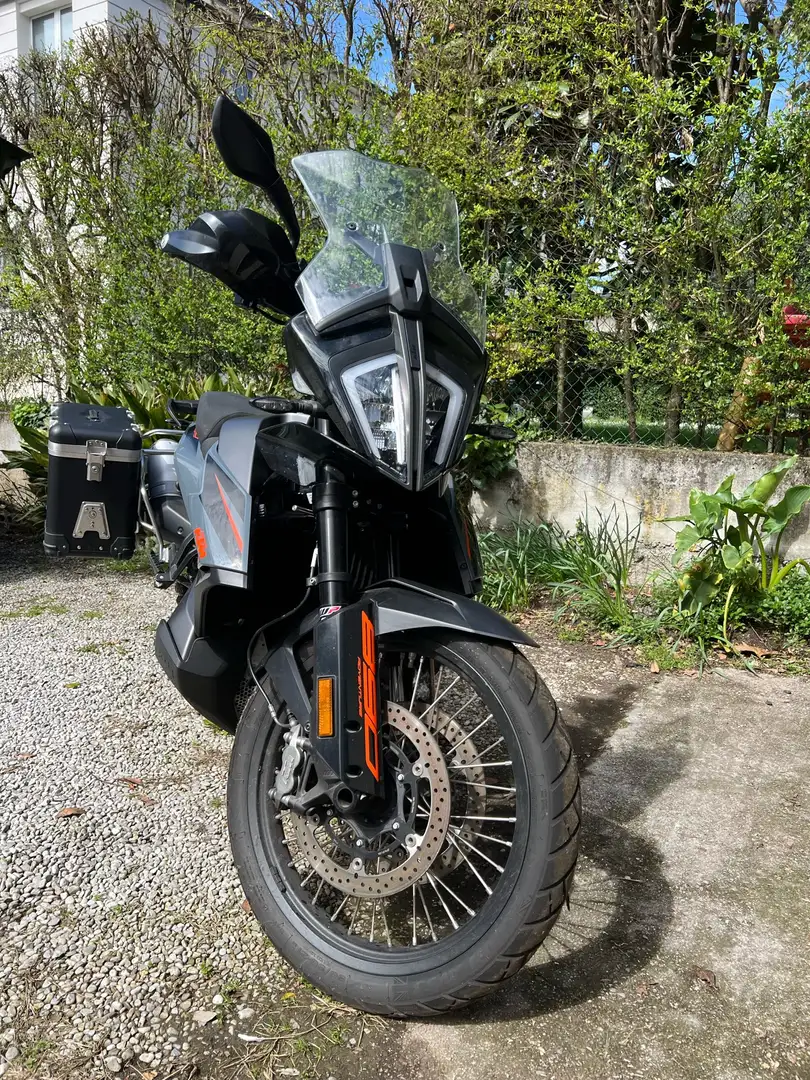 KTM 890 Adventure - 1
